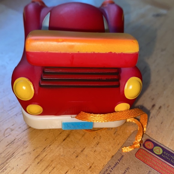 Freddy Zoom Battat Mini Wheeee Pull Back Mini Red Race Car Toys - Picture 3 of 12